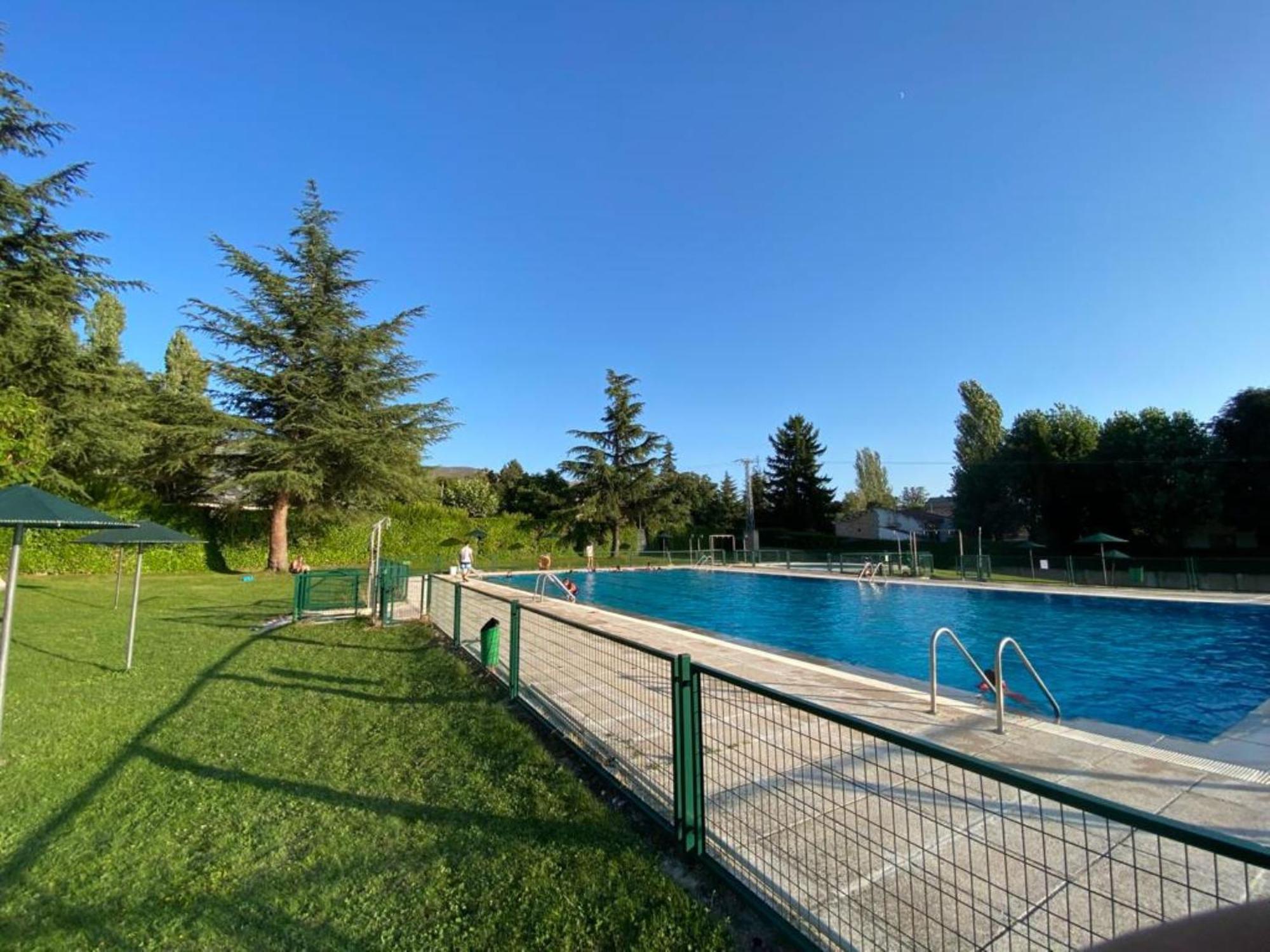 Otero de Herreros Preciosa Casa Lobos, Aislada E Independiente מראה חיצוני תמונה